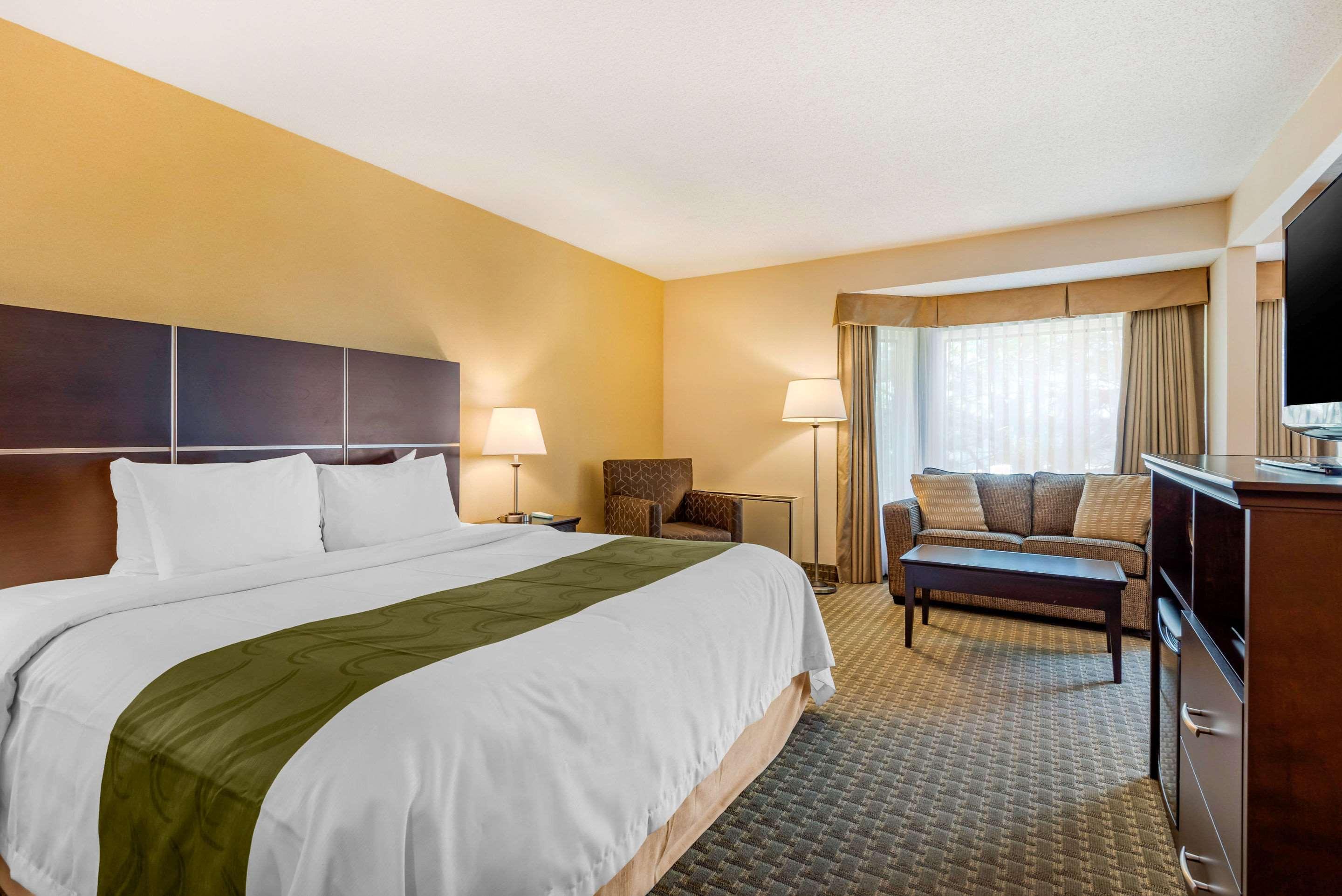 Quality Inn & Suites Brampton Eksteriør bilde