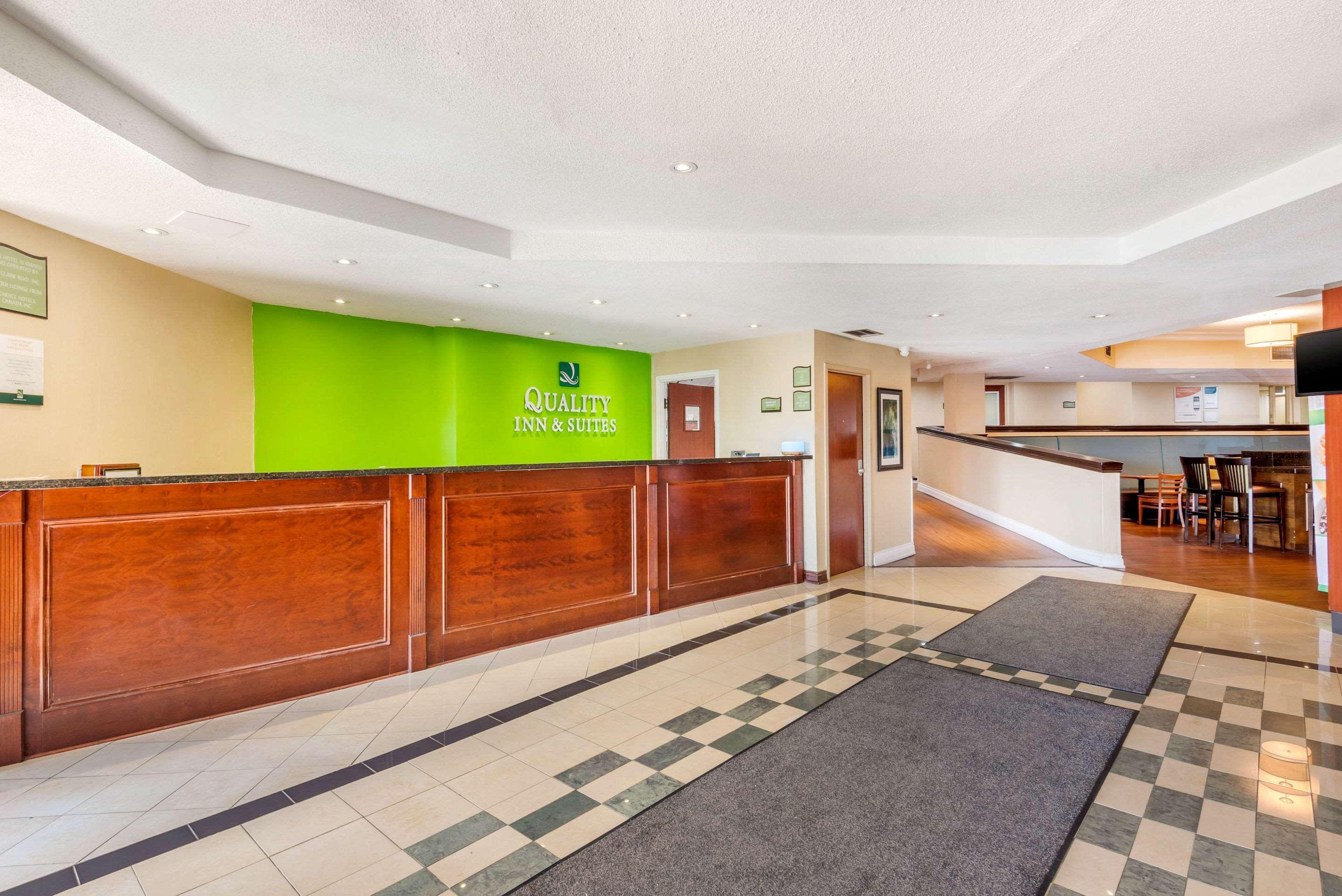 Quality Inn & Suites Brampton Eksteriør bilde