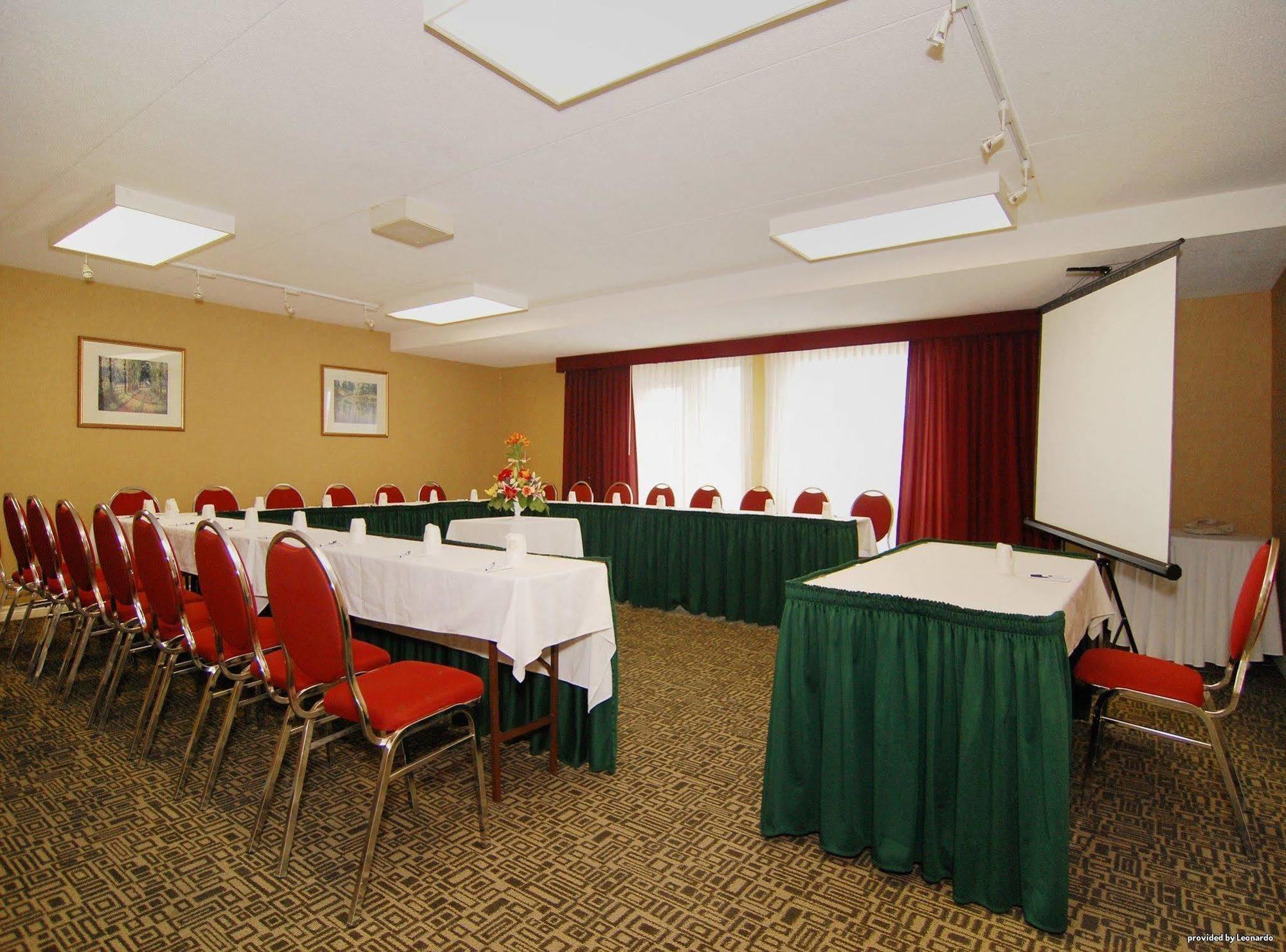 Quality Inn & Suites Brampton Eksteriør bilde